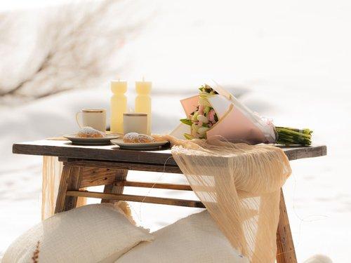 mobile - carousel-hero-element image-2