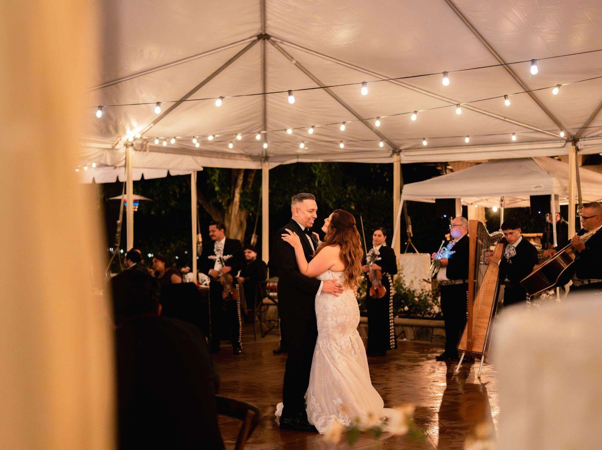 carousel-hero-element image-12